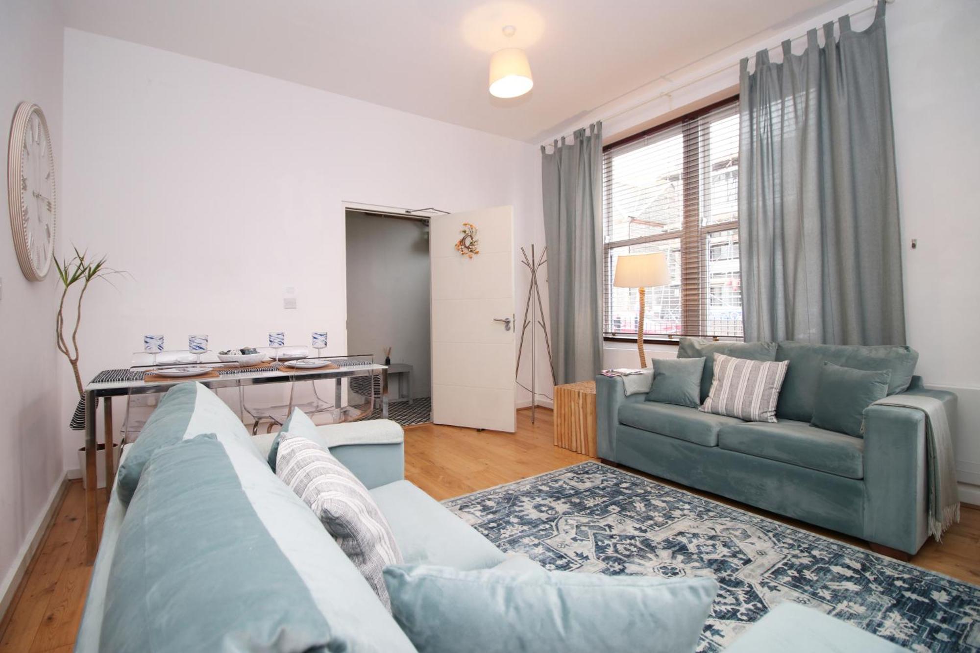 Coastal Penarth Dream! Close To Cardiff Superb Location Near Bars And Restaurants! Dog Friendly And Welcome Breakfast Pack! エクステリア 写真